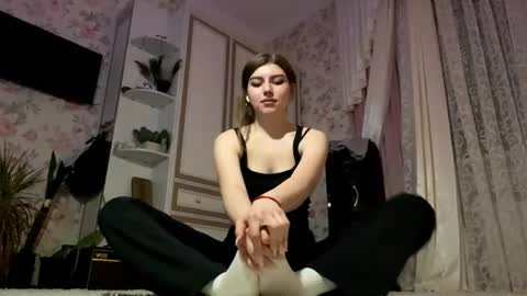 Snapshot of kattiemichelson chatting on May 16, 2026, 7:12 pm Molly online show from May 16, 2026, 7:12 pm