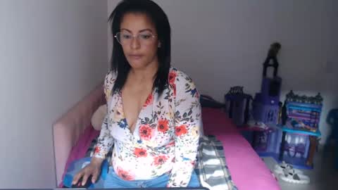KattleyaGrey online show from July 24, 2026, 12:58 pm