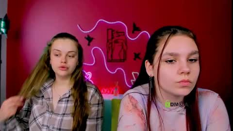 Kat online show from April 1, 2026, 5:19 am