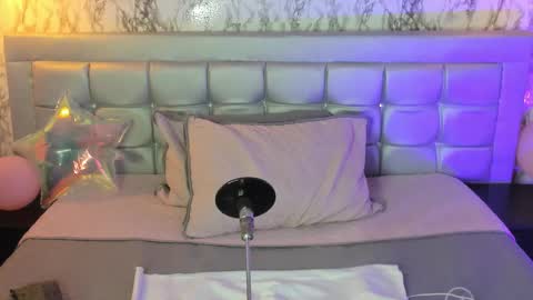 Katty  online show from March 23, 2026, 3:27 pm