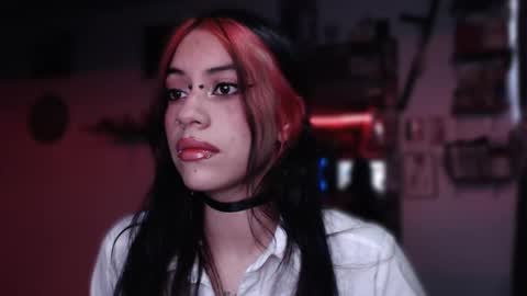      online show from January 5, 2025, 7:17 pm