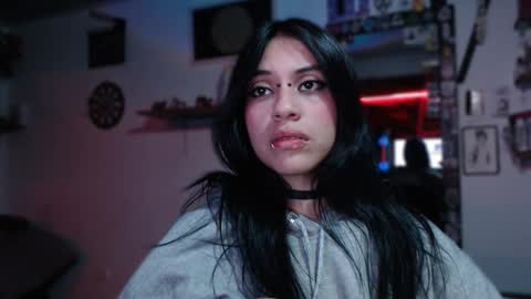      online show from January 22, 2025, 6:20 am