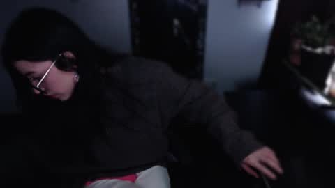      online show from February 2, 2025, 12:02 pm