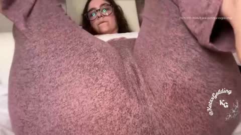 Princesse Kat  online show from April 17, 2026, 8:12 pm