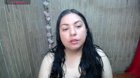 Snapshot of katy2425 chatting on May 25, 2026, 1:28 pm Katy online show from May 25, 2026, 1:28 pm