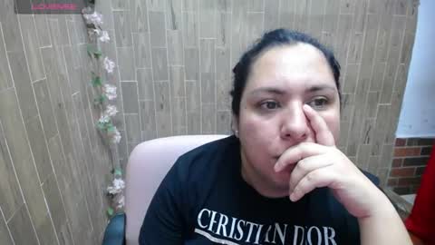 Snapshot of katy2425 chatting on June 23, 2026, 1:47 am Katy online show from June 23, 2026, 1:47 am