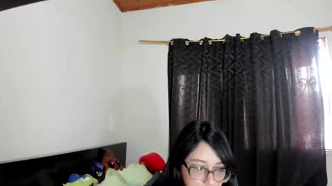 Snapshot of katy_bello chatting on June 1, 2026, 9:38 pm katy online show from June 1, 2026, 9:38 pm