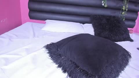 katy_contreras online show from January 8, 2025, 5:37 pm