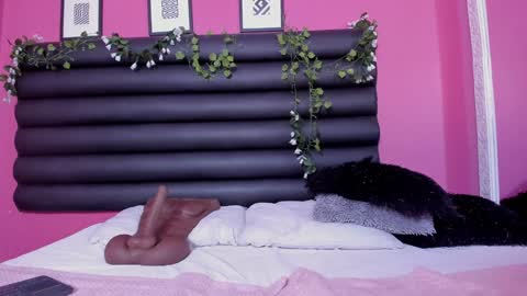 katy_contreras online show from January 30, 2025, 5:39 pm