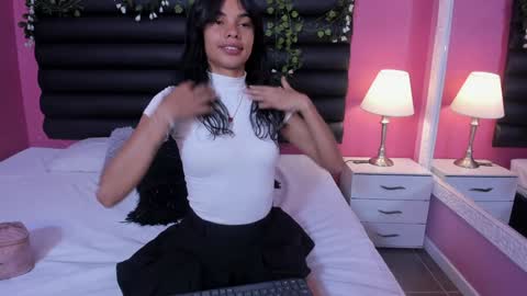 katy_contreras online show from February 2, 2025, 10:57 am