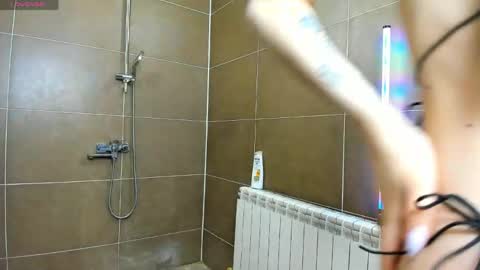 Kate online show from April 26, 2026, 8:01 am