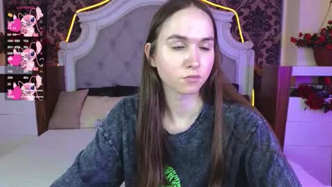 katy_st_james online show from February 4, 2026, 11:38 am