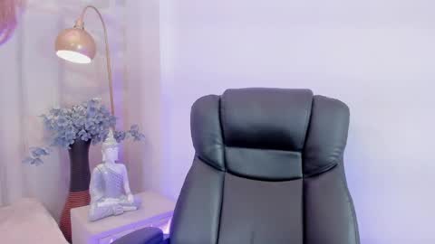 Snapshot of katya_blonde chatting on April 1, 2026, 4:46 am katya_blonde online show from April 1, 2026, 4:46 am