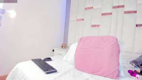 Katya online show from May 23, 2026, 3:34 am