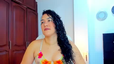 Snapshot of katyajhonss chatting on January 3, 2025, 9:36 pm KATYAJHONSS online show from January 3, 2025, 9:36 pm