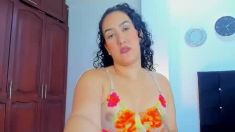 Snapshot of katyajhonss chatting on February 23, 2025, 10:09 pm KATYAJHONSS online show from February 23, 2025, 10:09 pm