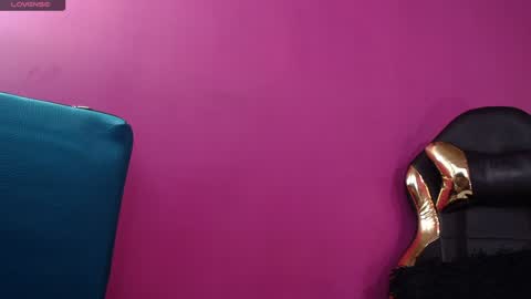 Snapshot of katyandnatha chatting on January 8, 2025, 12:26 pm Katy and Natha online show from January 8, 2025, 12:26 pm