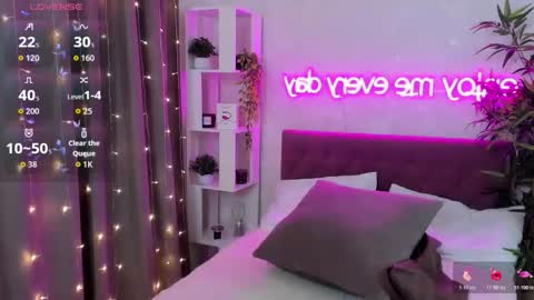 Kate online show from February 15, 2026, 5:26 am