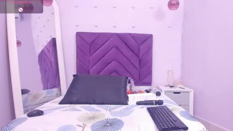 Snapshot of katybrowns chatting on December 28, 2024, 8:15 pm KATY online show from December 28, 2024, 8:15 pm