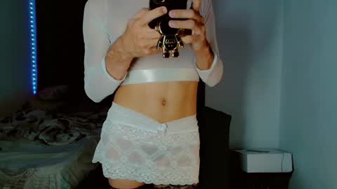 Snapshot of katykennex chatting on September 24, 2025, 10:35 pm KATY online show from September 24, 2025, 10:35 pm