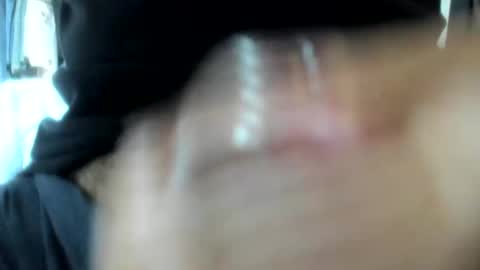 Snapshot of kav4r chatting on January 1, 2025, 3:46 pm kav4r online show from January 1, 2025, 3:46 pm