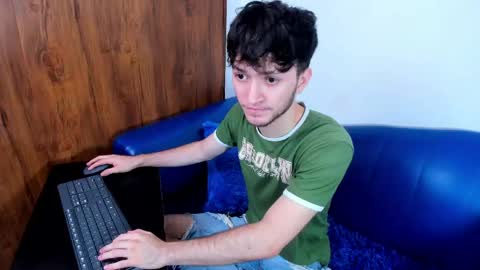 Snapshot of kavencastro chatting on May 23, 2026, 3:56 am kavencastro online show from May 23, 2026, 3:56 am