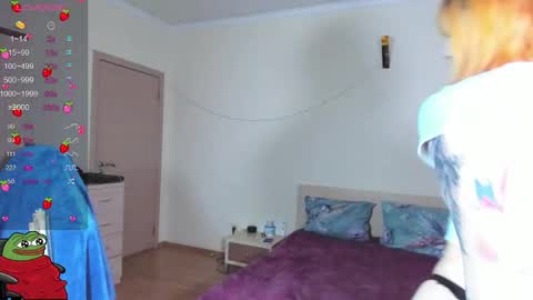 Snapshot of kawaii_power_uwu chatting on January 18, 2025, 3:59 pm Kira-chan online show from January 18, 2025, 3:59 pm