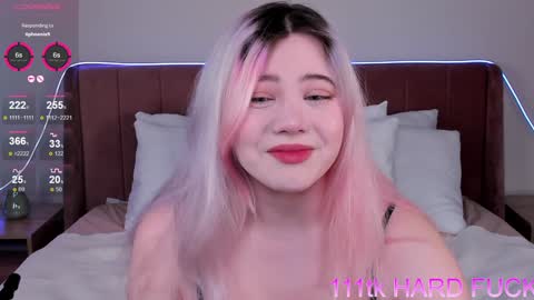 Yuki  online show from January 13, 2025, 8:37 am