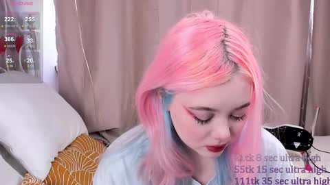 Yuki  online show from February 20, 2025, 9:00 am