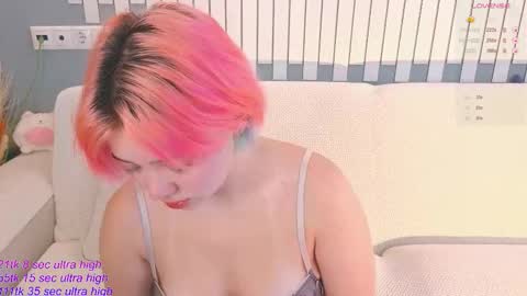 Yuki  online show from October 12, 2025, 3:38 am