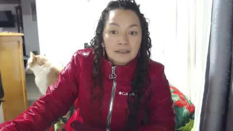  Khawit  online show from March 8, 2026, 2:04 am