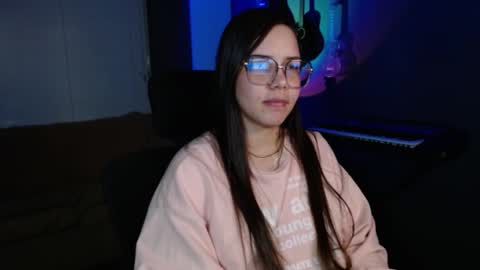 Snapshot of kay_avrill chatting on March 5, 2025, 8:21 am Kay online show from March 5, 2025, 8:21 am