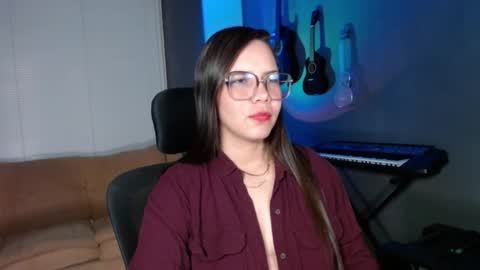 Kay online show from March 8, 2026, 11:52 pm