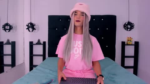 Cattleya stone online show from January 15, 2025, 5:40 am