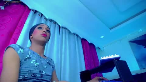 kayla_sexx online show from September 26, 2025, 2:37 am