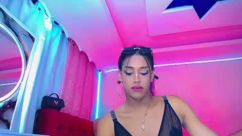 kayla_sexx online show from June 22, 2026, 3:25 am