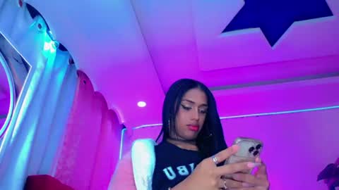 kayla_sexx online show from July 5, 2026, 4:52 am