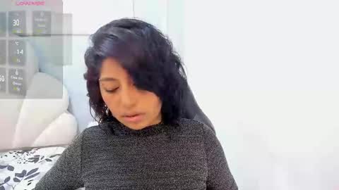 Snapshot of kaylachannell chatting on February 14, 2025, 11:42 pm kaylachannell online show from February 14, 2025, 11:42 pm