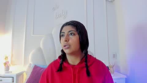 Snapshot of kaylachannell chatting on November 17, 2025, 3:34 am kaylachannell online show from November 17, 2025, 3:34 am