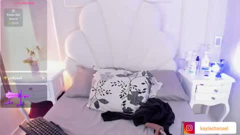 kaylachannell online show from June 30, 2026, 3:40 am