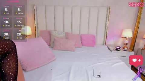 kayladavies_ online show from June 16, 2026, 8:00 pm