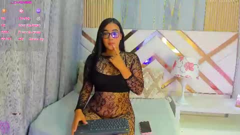 kayladavies_ online show from July 6, 2026, 12:57 pm