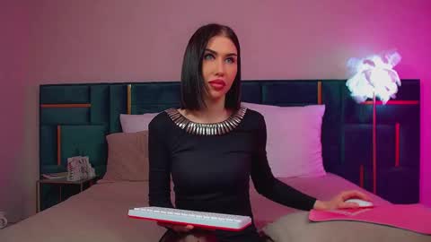 Kayla online show from March 25, 2026, 6:30 am