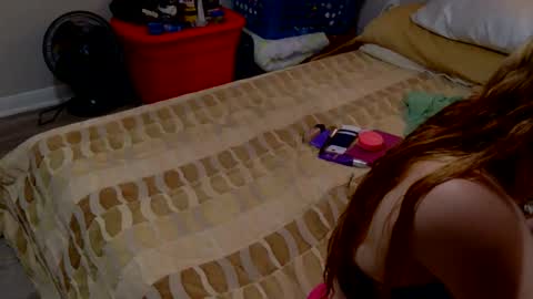 kaylee kakes online show from June 9, 2026, 7:58 pm