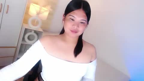 Y O U R        F U T U R E       K A Y L E E  online show from April 16, 2026, 4:08 pm