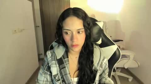 kaylie online show from October 9, 2025, 2:31 am