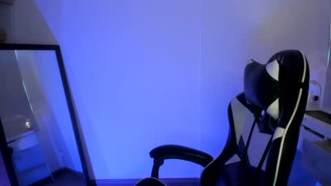 kaylie online show from July 10, 2026, 10:34 pm