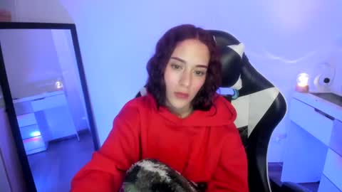 kaylie online show from July 14, 2026, 2:05 am