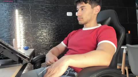 Snapshot of kayn_kalo chatting on April 29, 2026, 4:00 pm Kayn online show from April 29, 2026, 4:00 pm