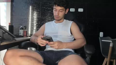 Snapshot of kayn_kalo chatting on May 8, 2026, 2:00 pm Kayn online show from May 8, 2026, 2:00 pm